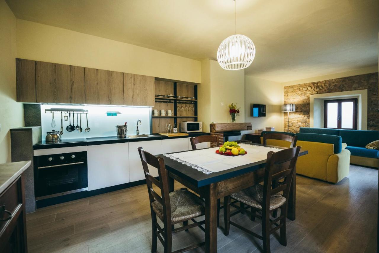 Casa Vacanza La Pozza Molazzana Bagian luar foto