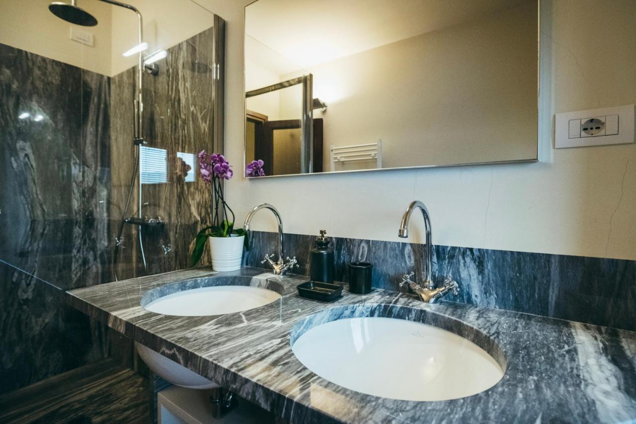 Casa Vacanza La Pozza Molazzana Bagian luar foto